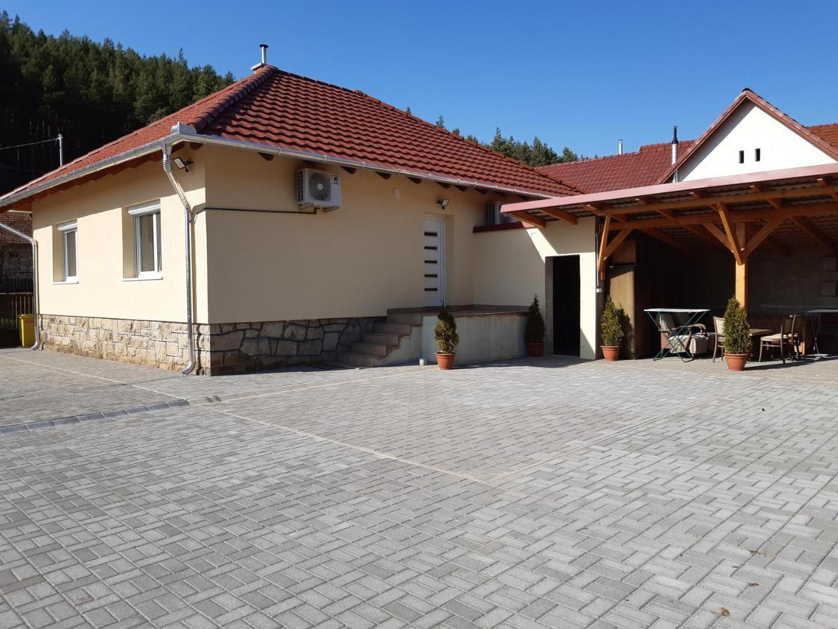 Kristof Vendeghaz Hotel Bükkszék Exterior foto
